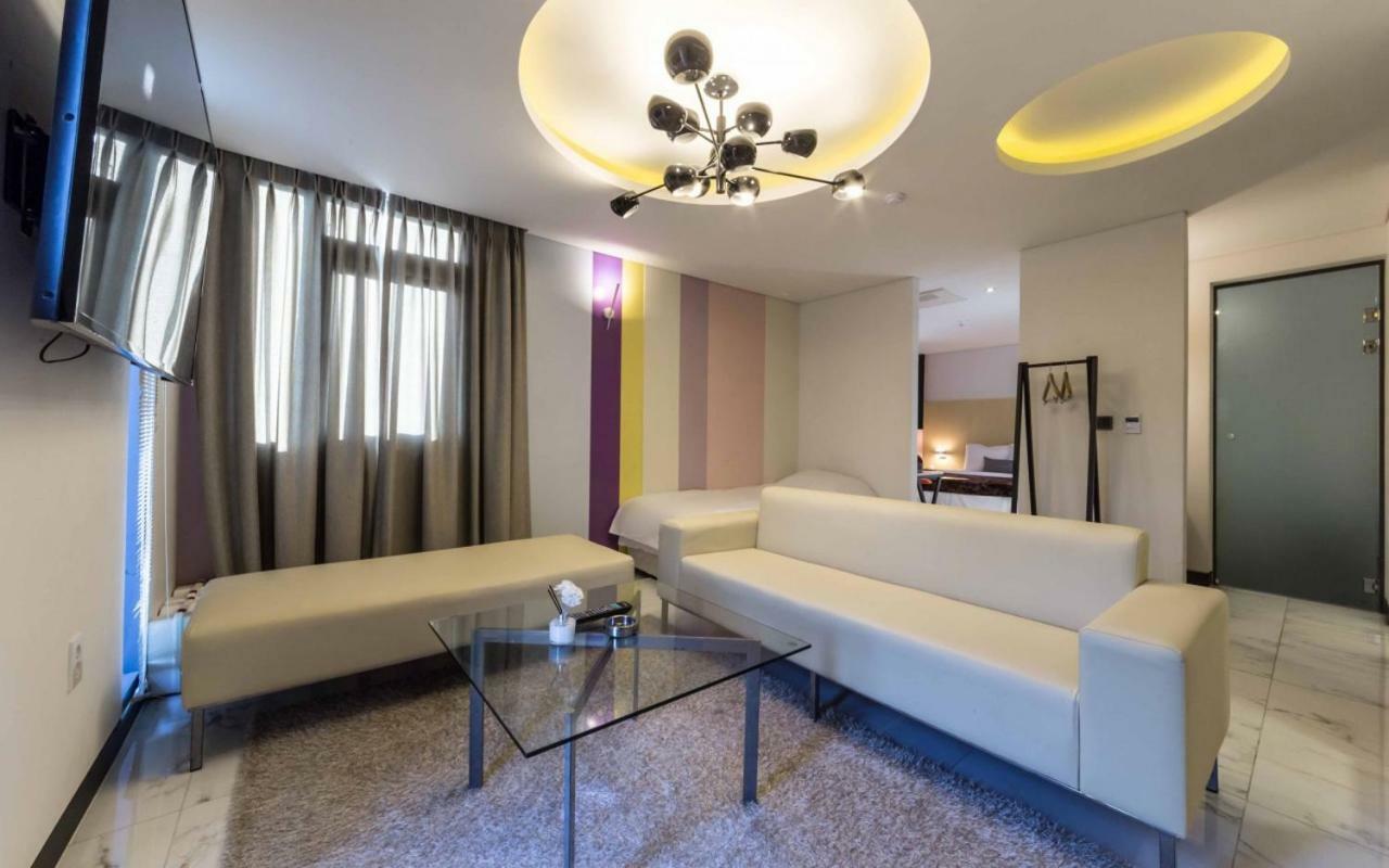 Design Hotel Ddeul& Osan Екстер'єр фото